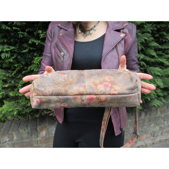 Layla Floral Print No 21 Clasp Lock Handbag